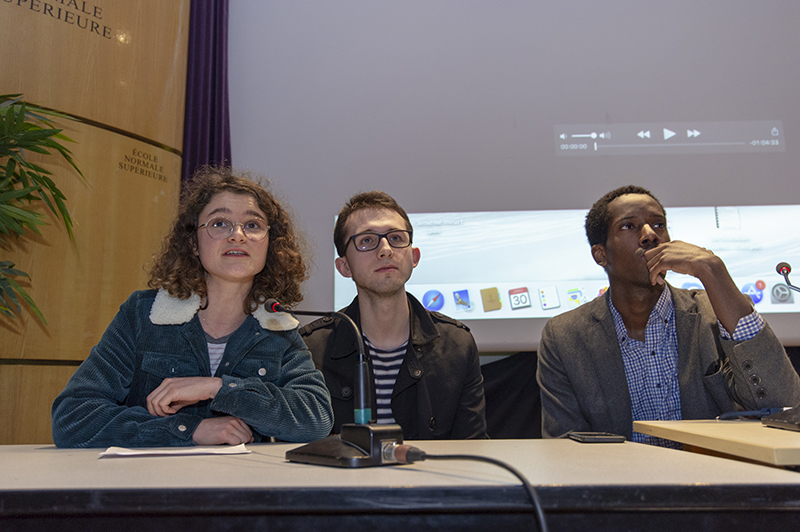 Kyllian Delplace, au centre, lors de la Nuit des idées à l'ENS-PSL | janvier 2020 © Frédéric Labrouche