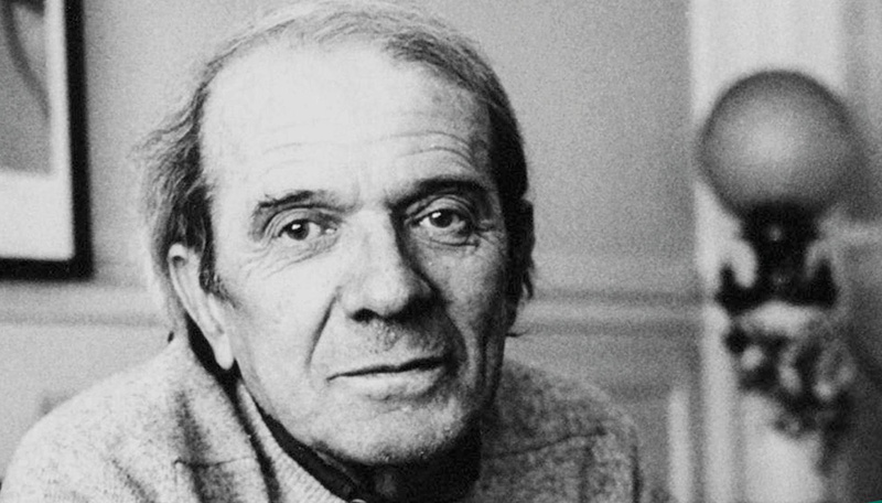 Gilles Deleuze chez lui, en juillet 1988.©Bruno de Monès/Roger-Viollet