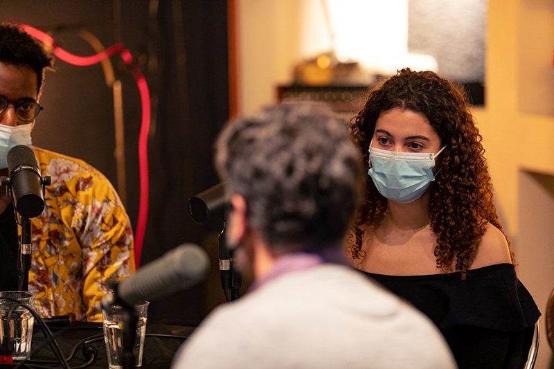 Enregistrement du premier épisode du podcast « Dès demain » avec Frédéric Keck, anthropologue et invité du podcast. © Frédéric Albert