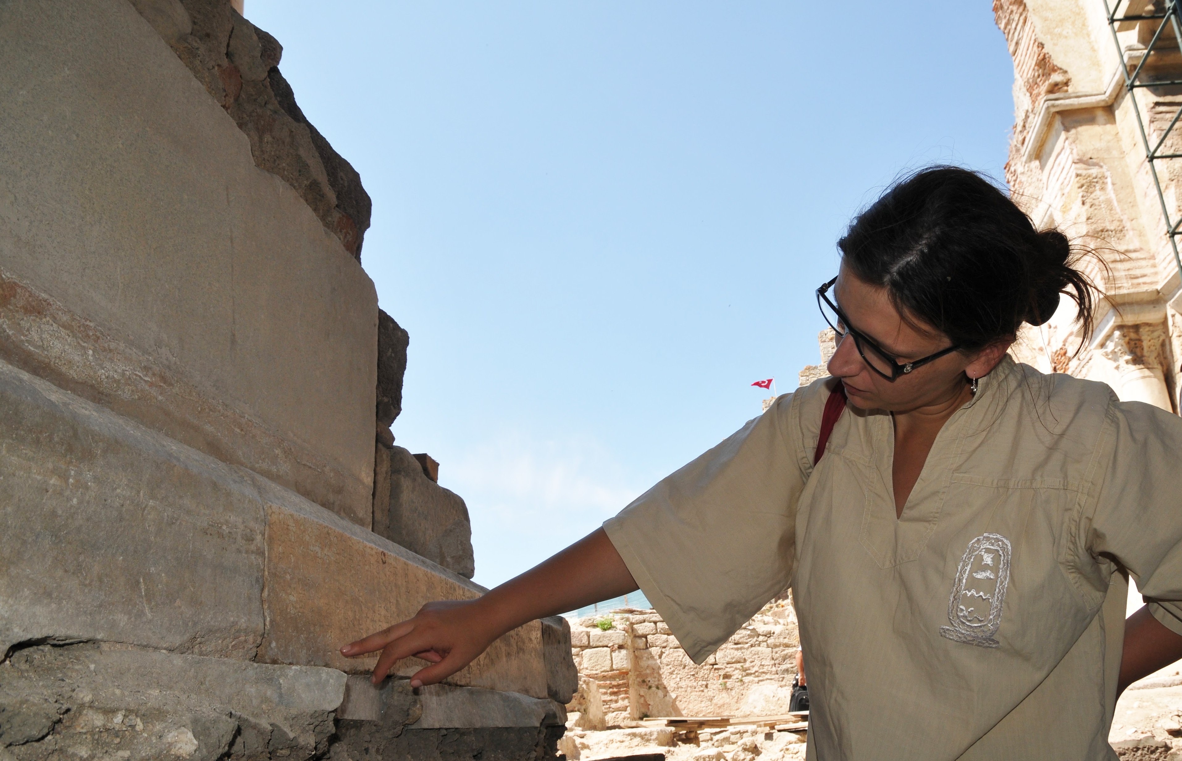 Photo de Anca Dan sur un site archéologique