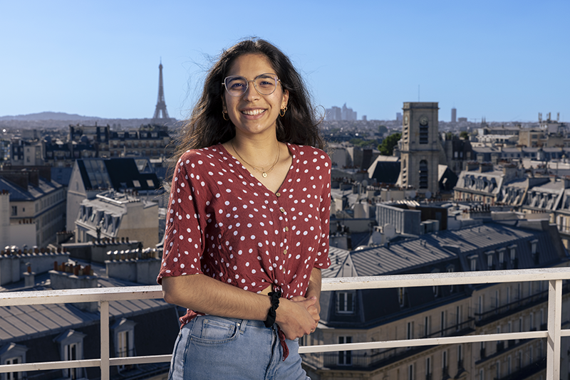 Melissa Faur, sur le toit de l'ENS-PSL