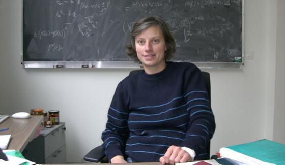 Portrait de Laure Saint-Raymond