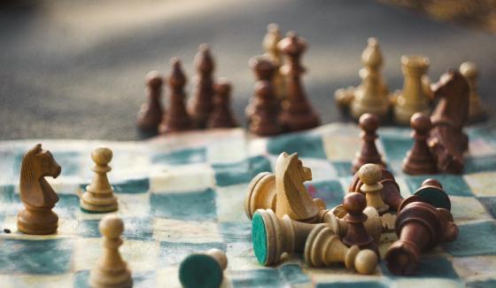 Le jeu d'échecs comme représentation - Univers clos ou reflet du monde ?