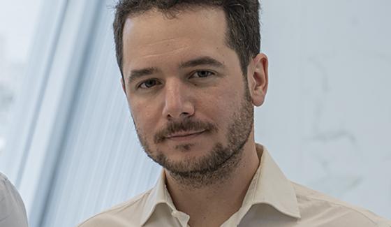 « L’humain ne doit pas s’en remettre à l’intelligence artificielle seule, mais s’en servir comme outil »